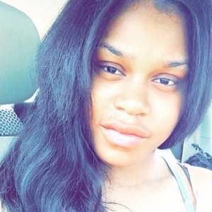 Meet your Posher, Vickey